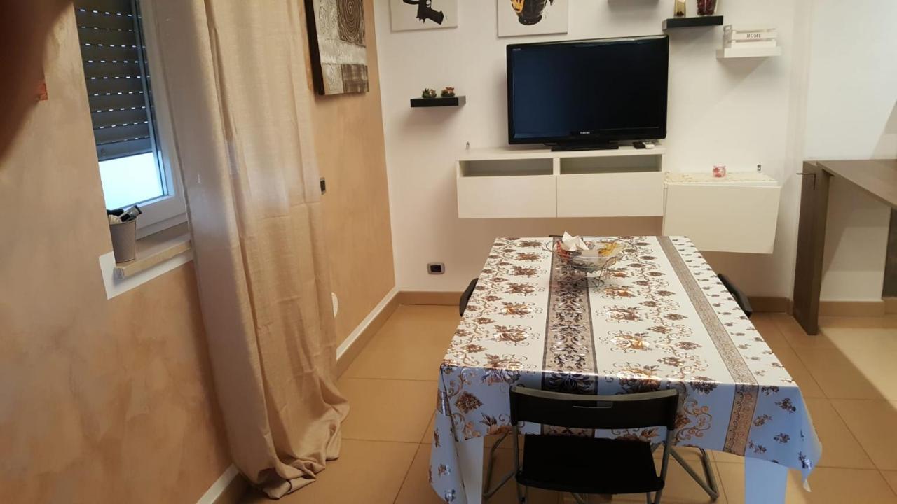 شقة La Casa Di Elena Sannicandro di Bari المظهر الخارجي الصورة
